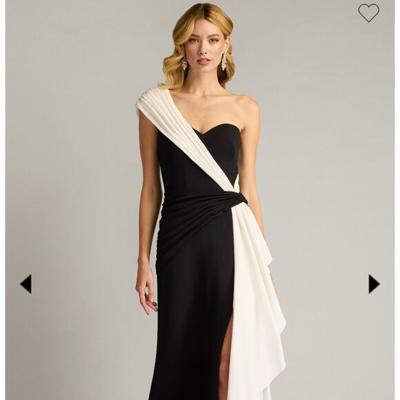 Tadashi Shoji Dresses & Skirts - Tadashi Shoji evening gown